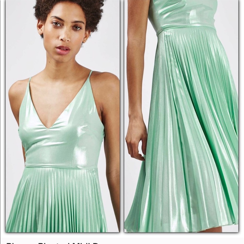 NWT TOPSHOP Pleated Dress