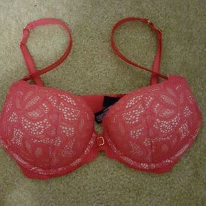 Victoria Secret Push up Bra (New)