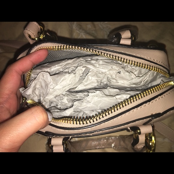 Bag - Picture 5 of 8