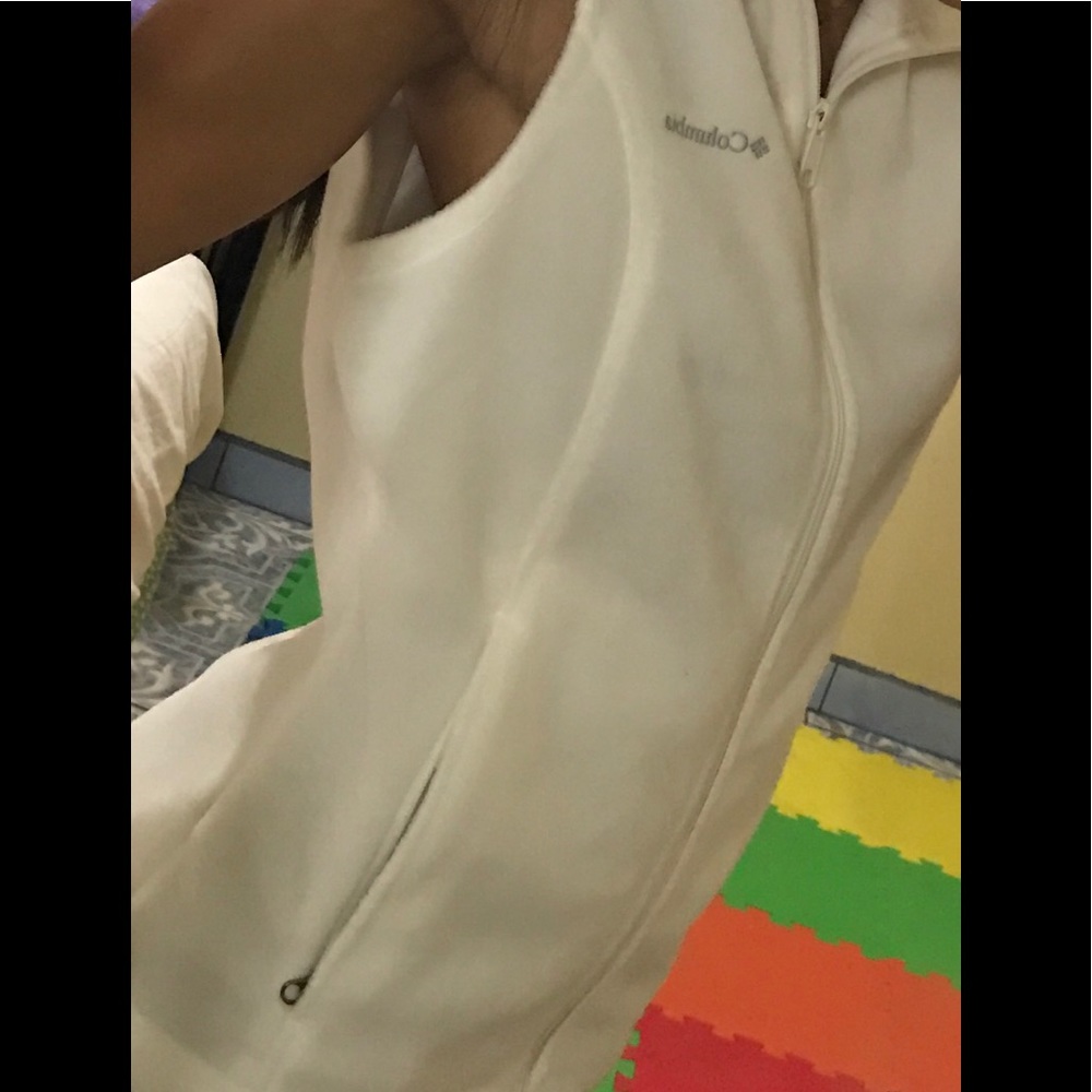 Columbia white soft vest
