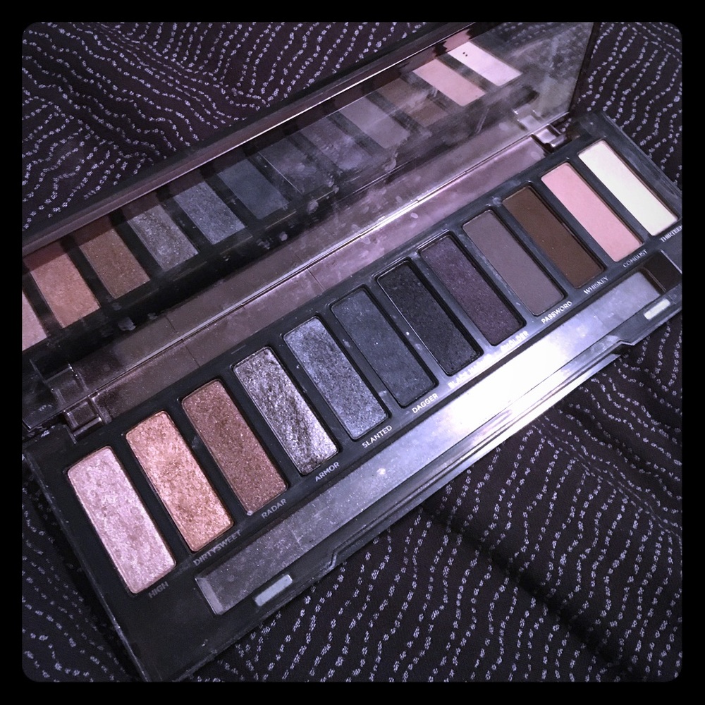 Urban Decay Smoky