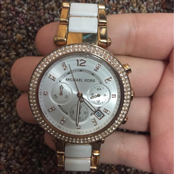 Michael Kors Watch (rose gold and white) main image 4
