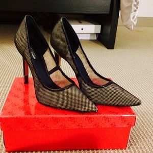 NWT Guess black leather mesh see-through pumps