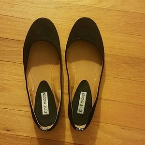 Steve Madden black flats