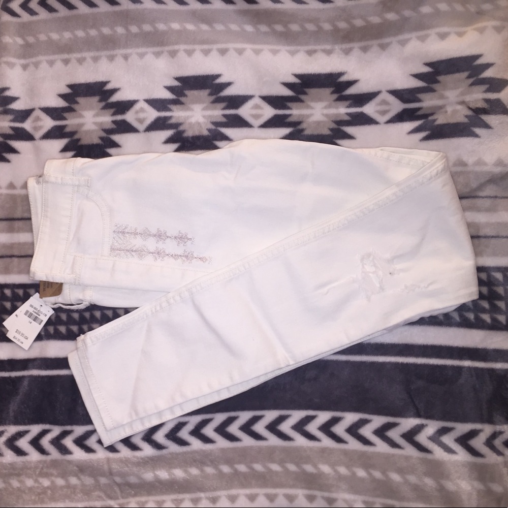NWT White Hollister High Rise Jeans