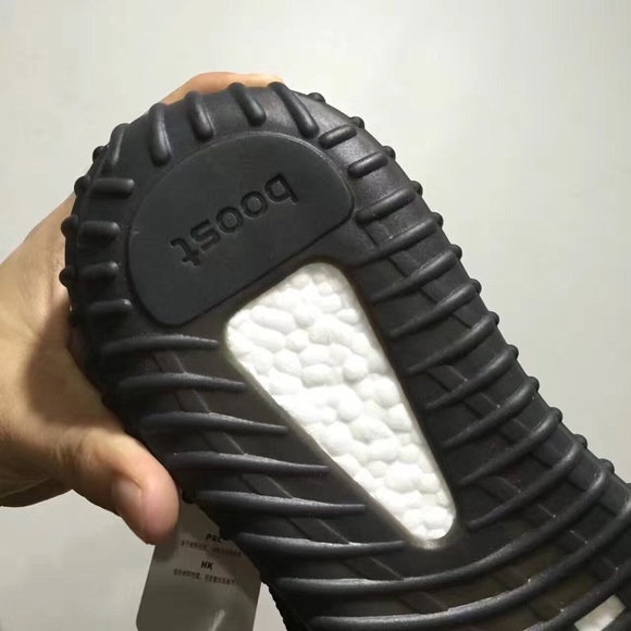 Y e e z y 350 v2 RED 10 us