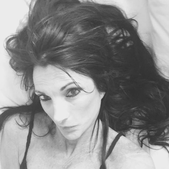 Meet your Posher, Cindy - Picture 1 of 1