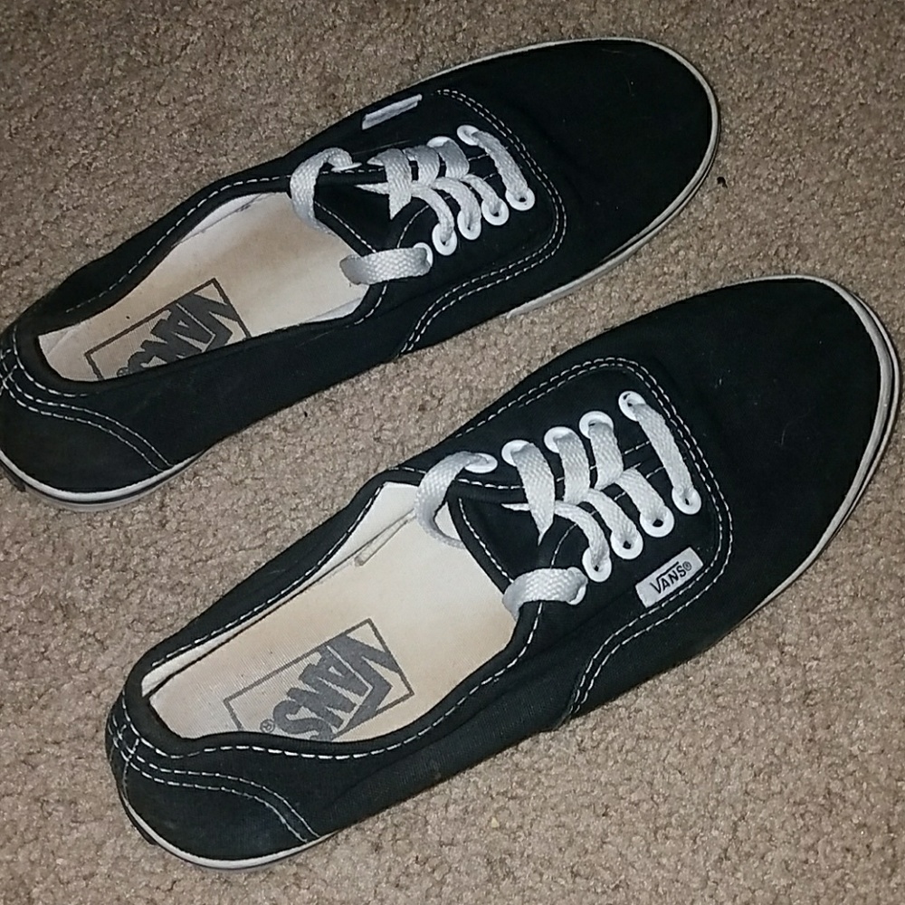 Black Low Vans