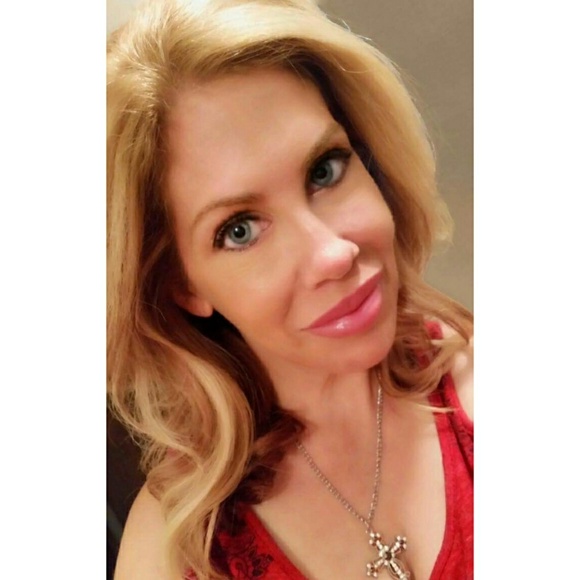 Meet the Posher - Picture 2 of 3