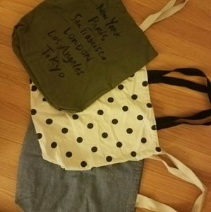 3 tote bags