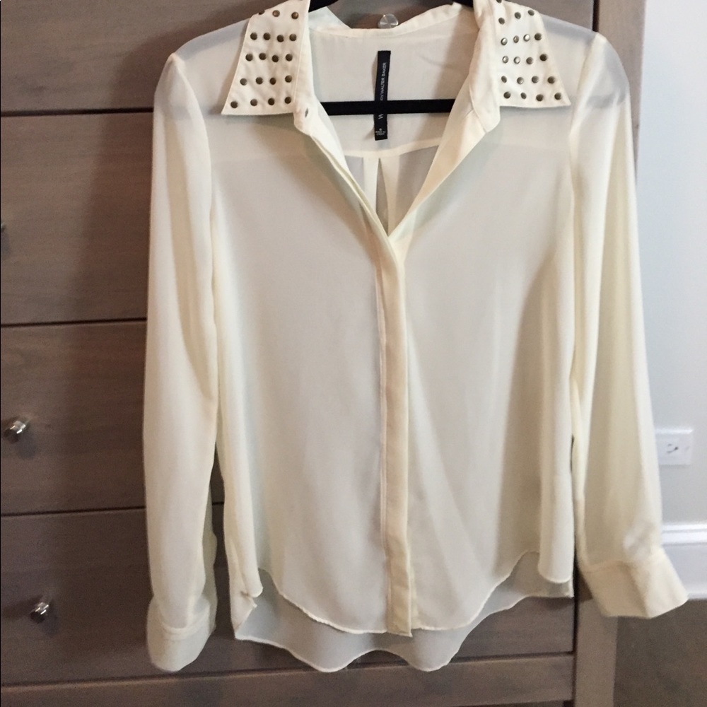 Studded collar chiffon shirt