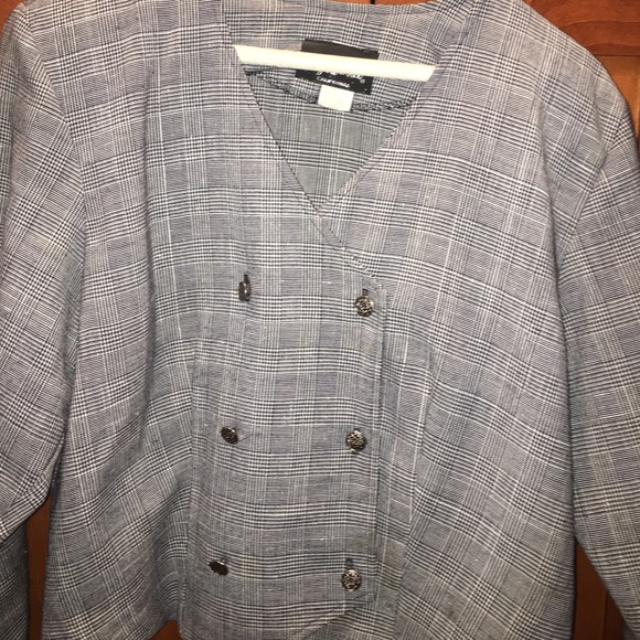 Black & white plaid short jacket w/silver buttons - Picture 4 of 8