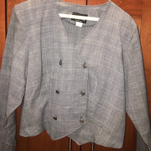Black & white plaid short jacket w/silver buttons - Picture 5 of 8