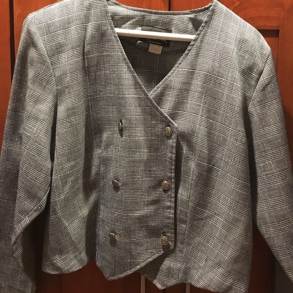 Black & white plaid short jacket w/silver buttons - Picture 6 of 8