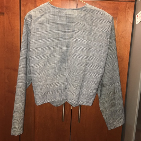 Black & white plaid short jacket w/silver buttons - Picture 8 of 8