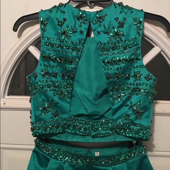 Prom Dress - Picture 5 of 6