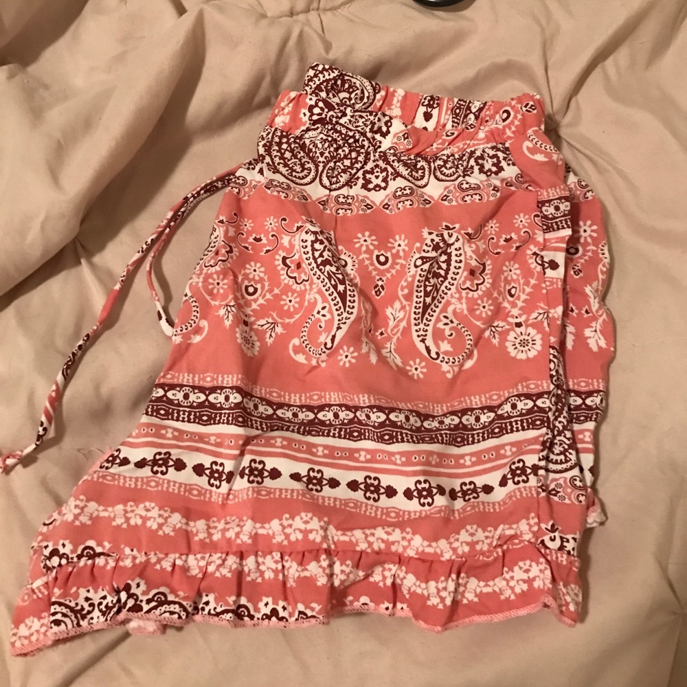 Super cute Charlotte Russe shorts! - Picture 3 of 3
