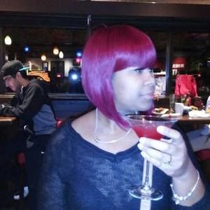 Meet your Posher, Tenisha