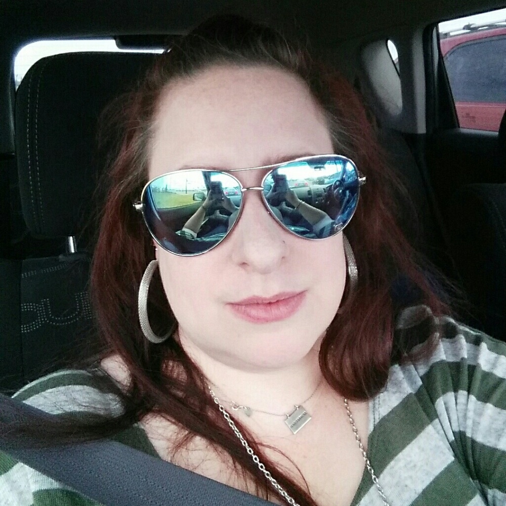 Meet your Posher, Heather