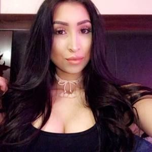 Meet your Posher, Stefani