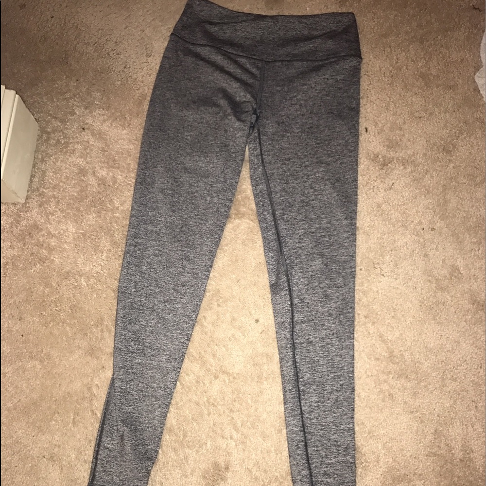 Victoria's Secret never been worn yoga leggings!