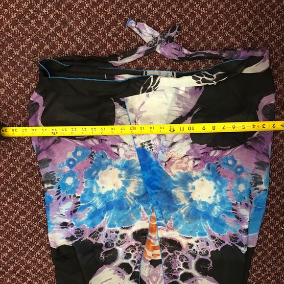 Soft Chiffon. Colorful and Vibrant OS Fits All. - Picture 7 of 7