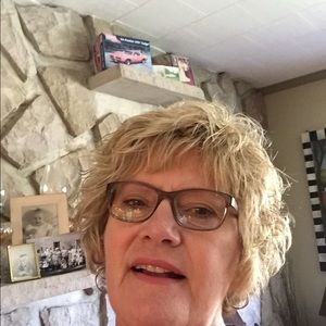 Meet your Posher, Joyce