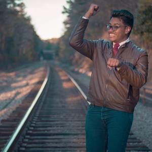 Meet your Posher, Javier