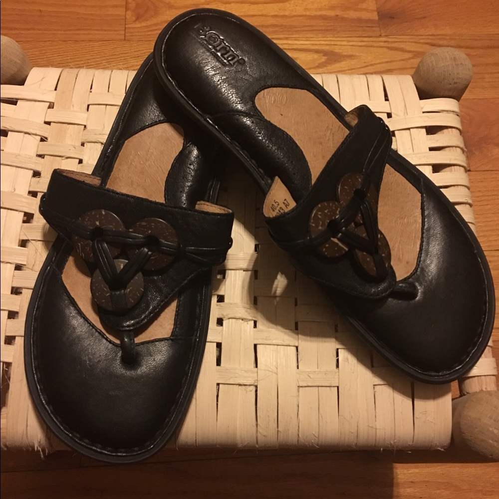 Born Sandals, Size 9, Black. NOT FOR SALE