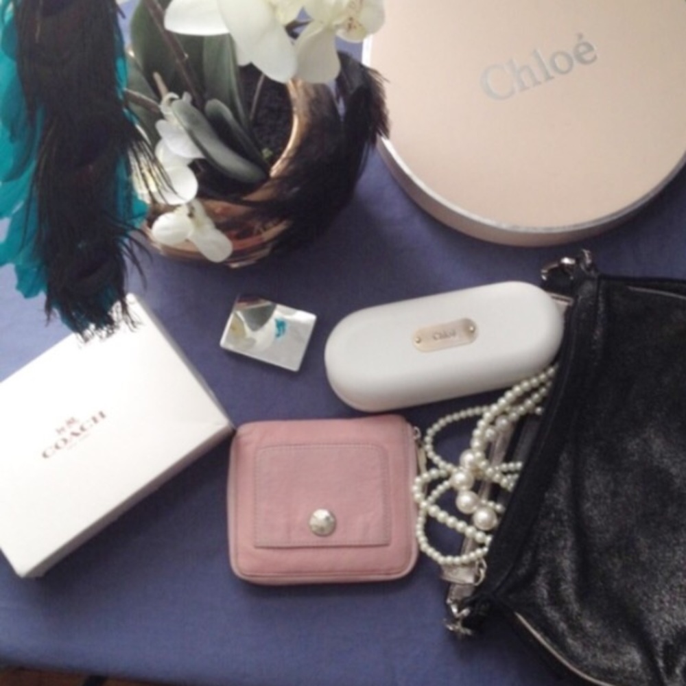 Vintage Pink Leather Wallet (FREE w/ $125 bundle)