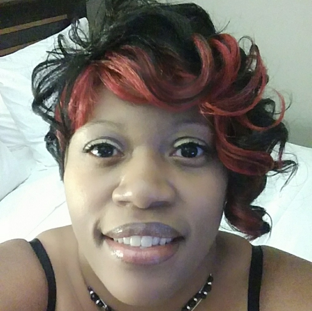 Meet your Posher, Anitra