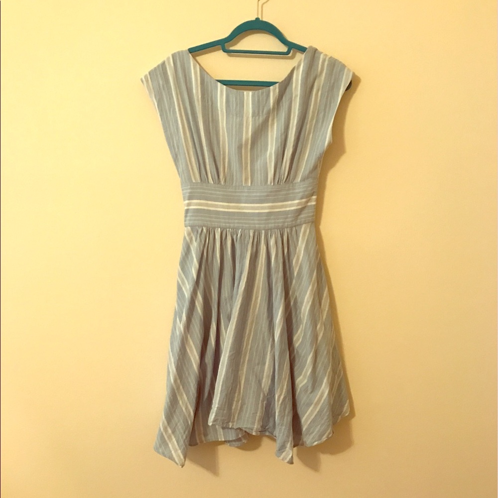 Anthropologie springy handkerchief hem dress