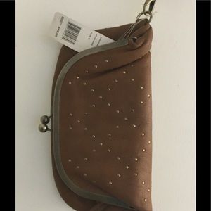 RAMPAGE WRISTLET/CLUTCH