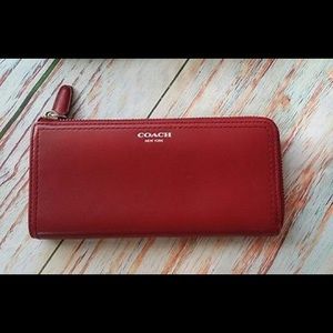 COACH BLACK CHERRY RED LEATHER WALLET EUC