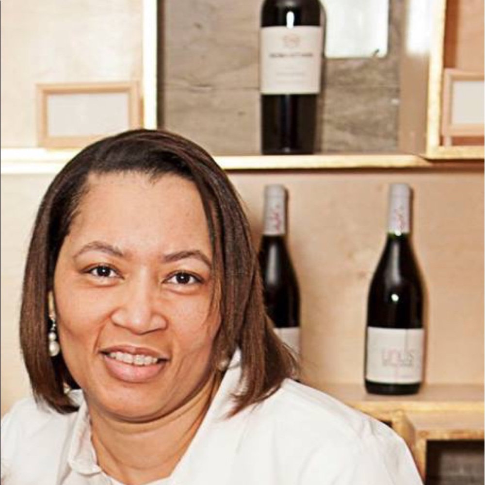 Meet your Posher, Cerise