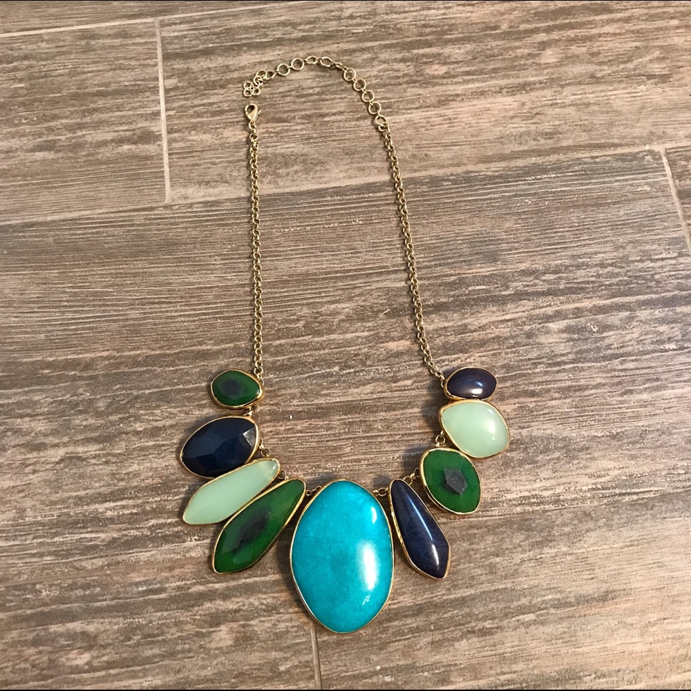 Stella and Dot Serenity Necklace