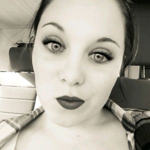 Meet your Posher, Jordan