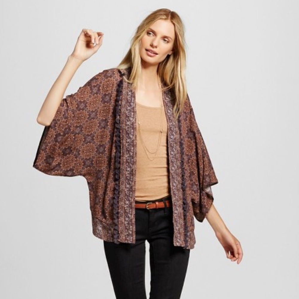 Kimono Vintage Print with Tassels!