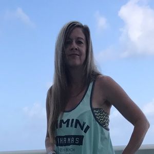 Meet your Posher, April