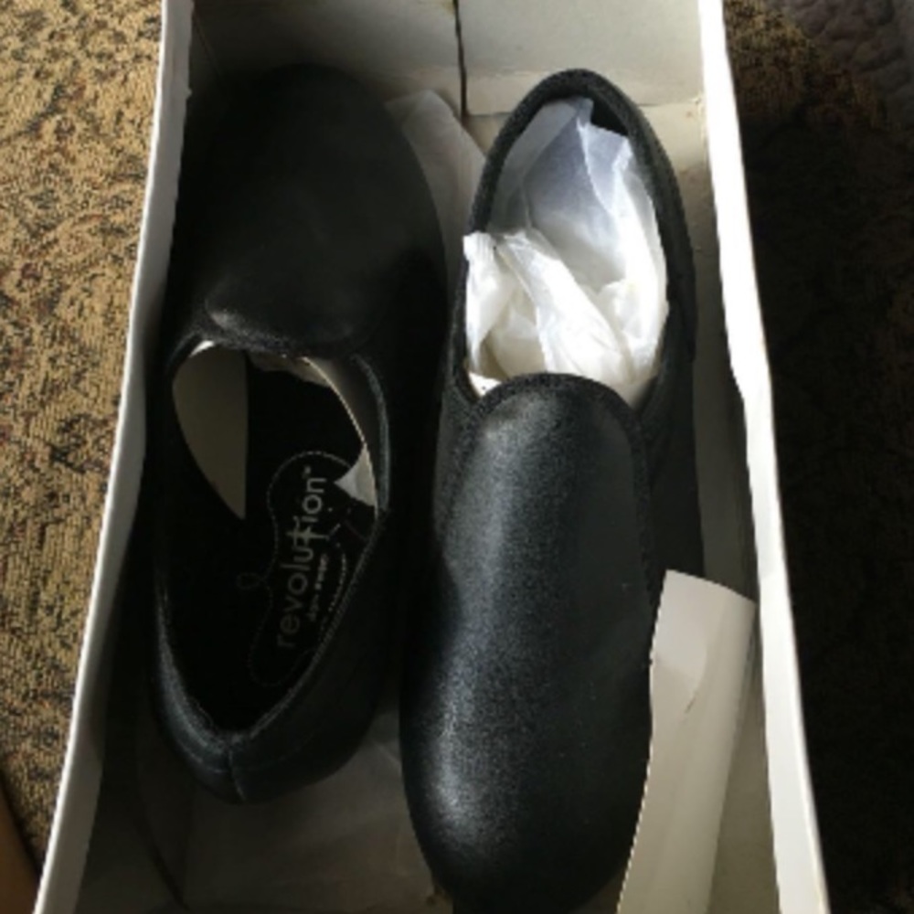 revolution tap shoes