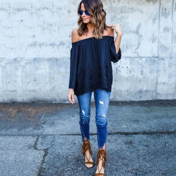 Off Shoulder Top🎀Navy Available - Picture 5 of 7