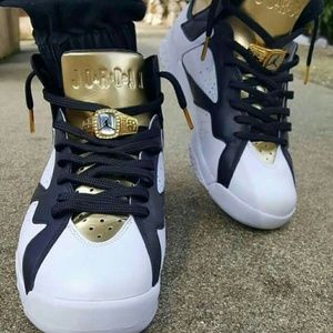 Meet your Posher, Tamilla