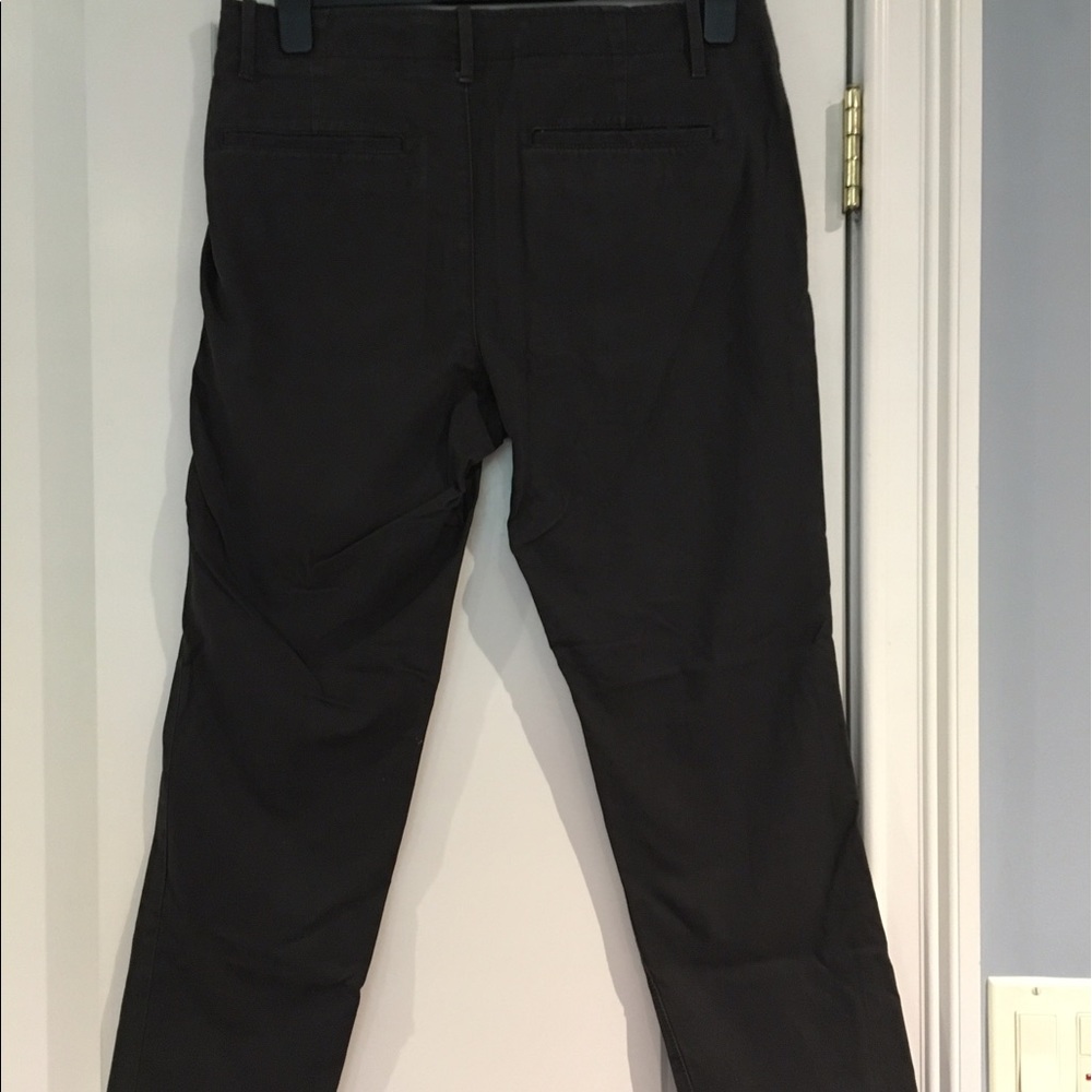 Men's Gap flat front skinny khakis 33x30 - Picture 6 of 6