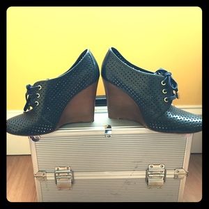 Tory Burch wedge oxfords on sale!!