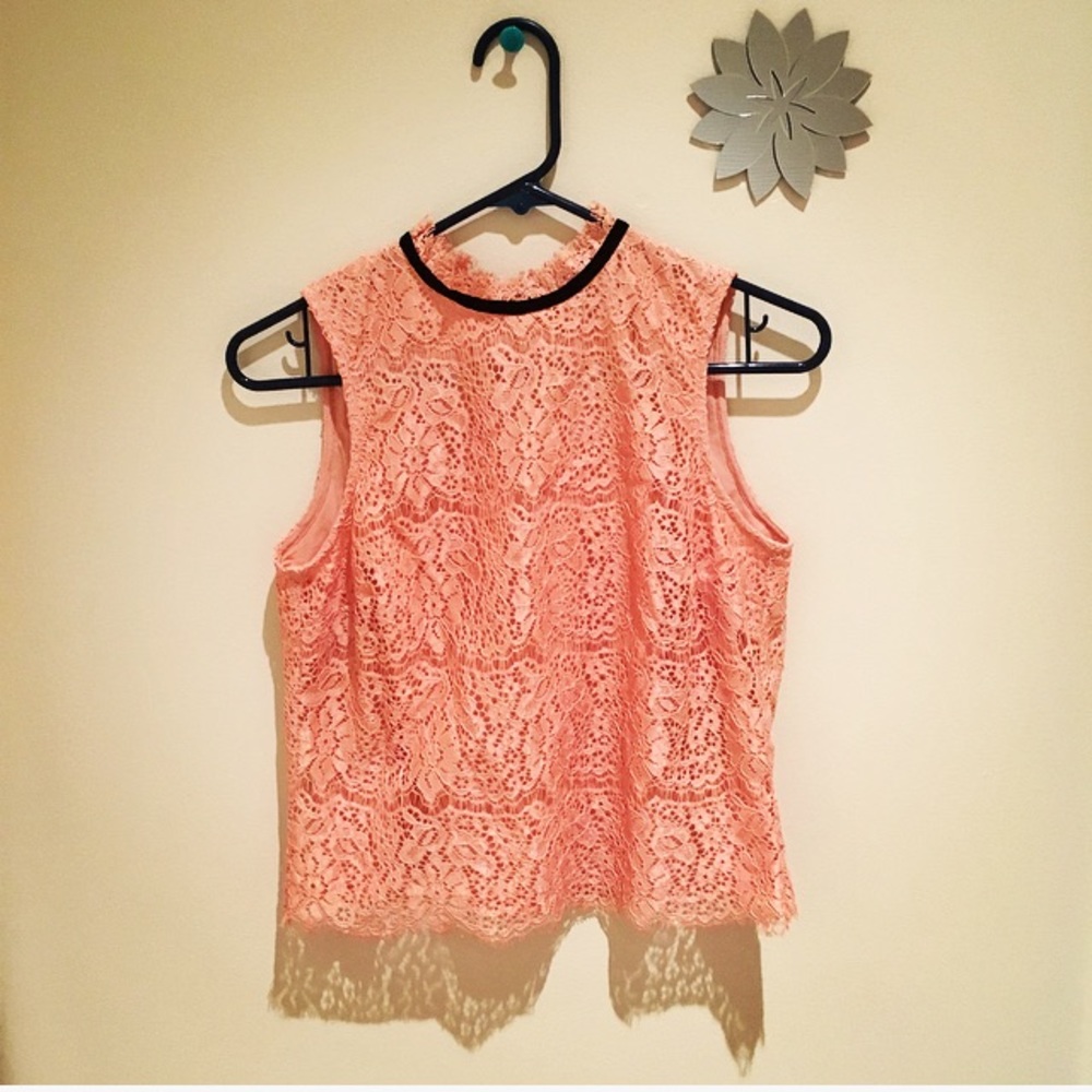 H&M lace top