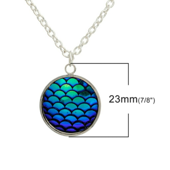 Blue & Antique Silver Fish Scales Pendant Necklace - Picture 2 of 7