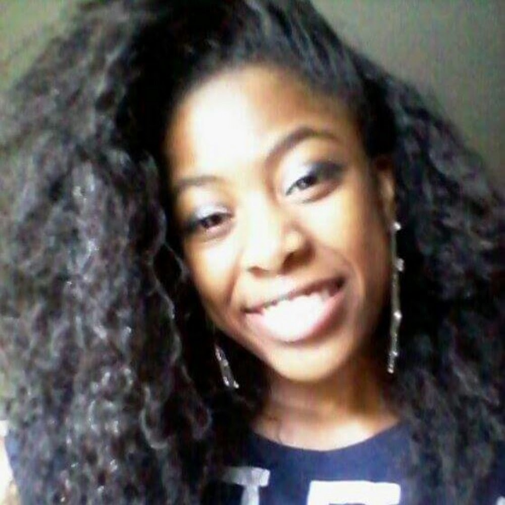 Meet your Posher, Sabrina