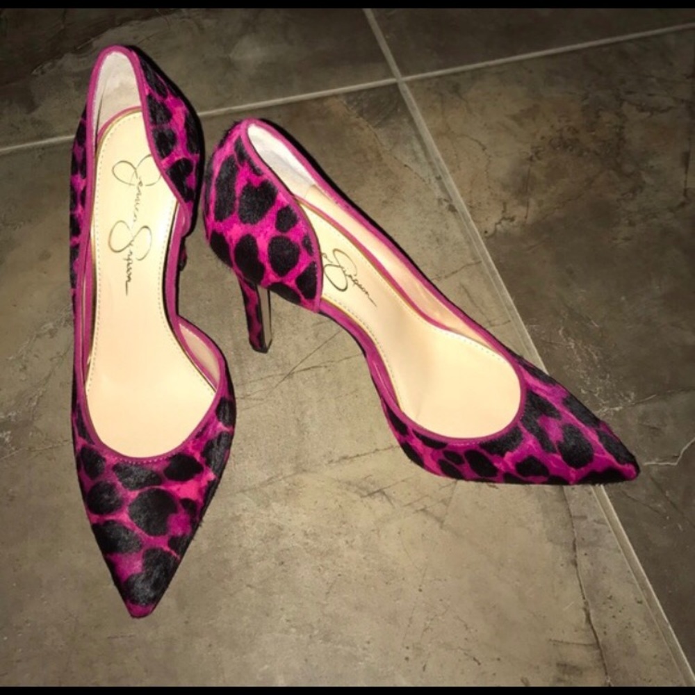 NEW Jessica Simpson magenta leopard fur pumps size