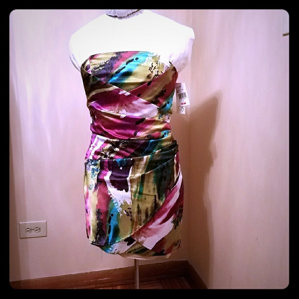 Juniors gorgeous Multi-color Strapless dress