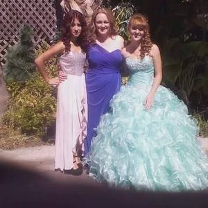 Meet your Posher, Amber